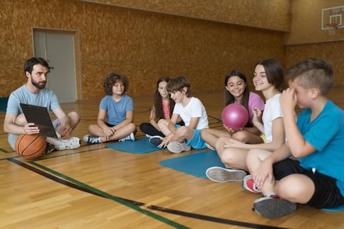 Indoor sports classes expose children to poor air quality and in these situations it is necessary to purify the air of these indoor spaces with air scrubbers such as the Shield and Shield Compact